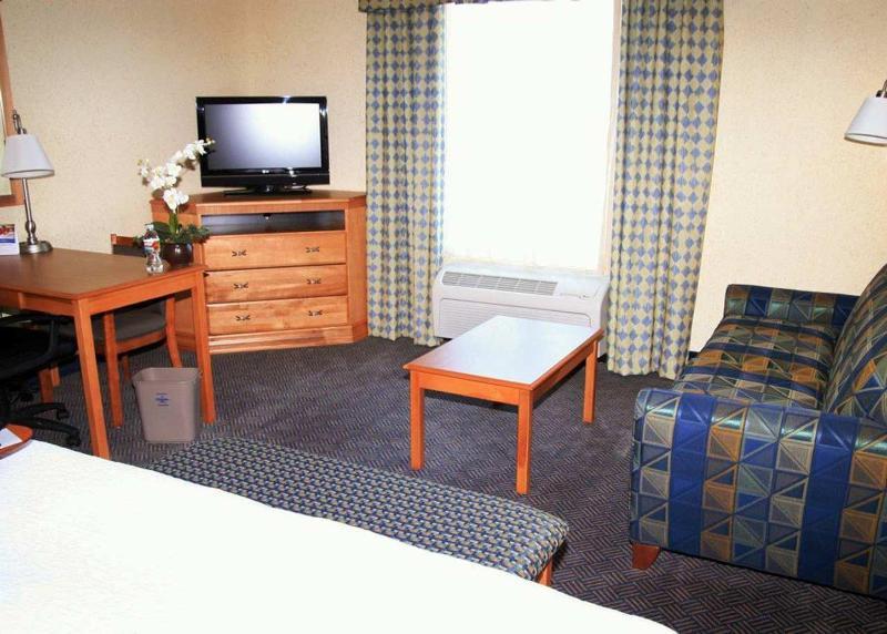 Hampton Inn Dallas-Рокуол Екстериор снимка
