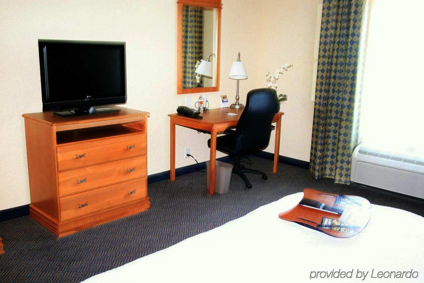 Hampton Inn Dallas-Рокуол Стая снимка